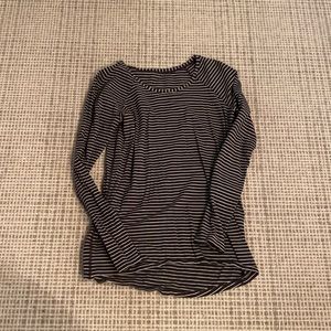 Lululemon long sleeve shirt